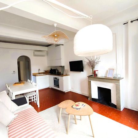 Appartement Climatise Parking Gratuit Surveille Avignon Bagian luar foto